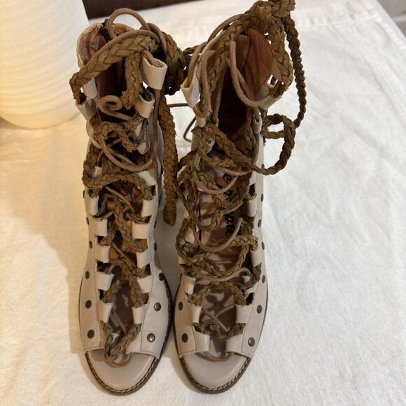 Free People Pember Chunky Heel 7.5 EUC Gladiator Grunge Boho Fairy Fest Rare - Picture 6 of 16